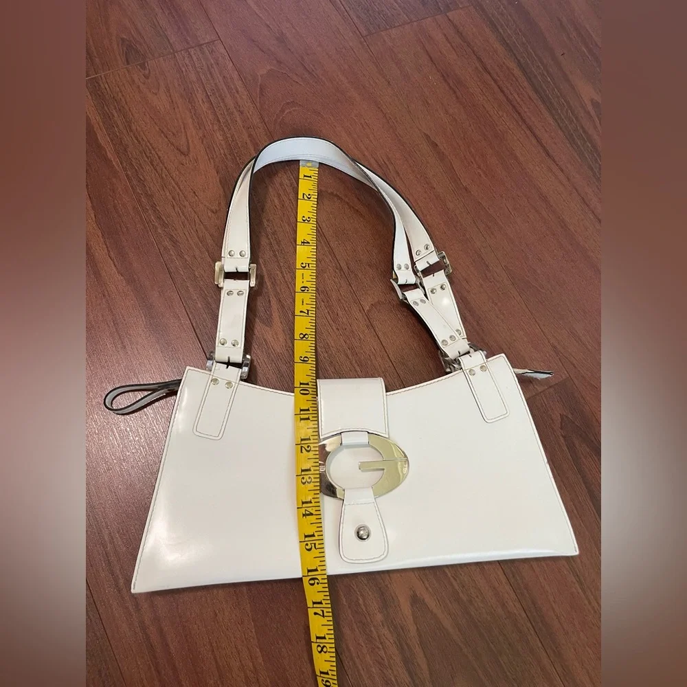 Vintage Guess white patent leather prominent silver G purse handbag tote - Picture 9 of 12
